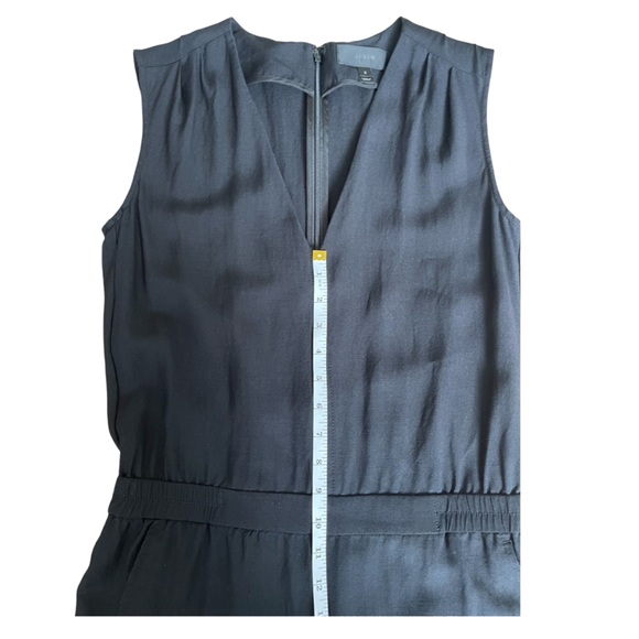 J.Crew Black V Neck Sleeveless Jumpsuit and Cinched Elasticized Waist - Size 2 - Picture 8 of 16
